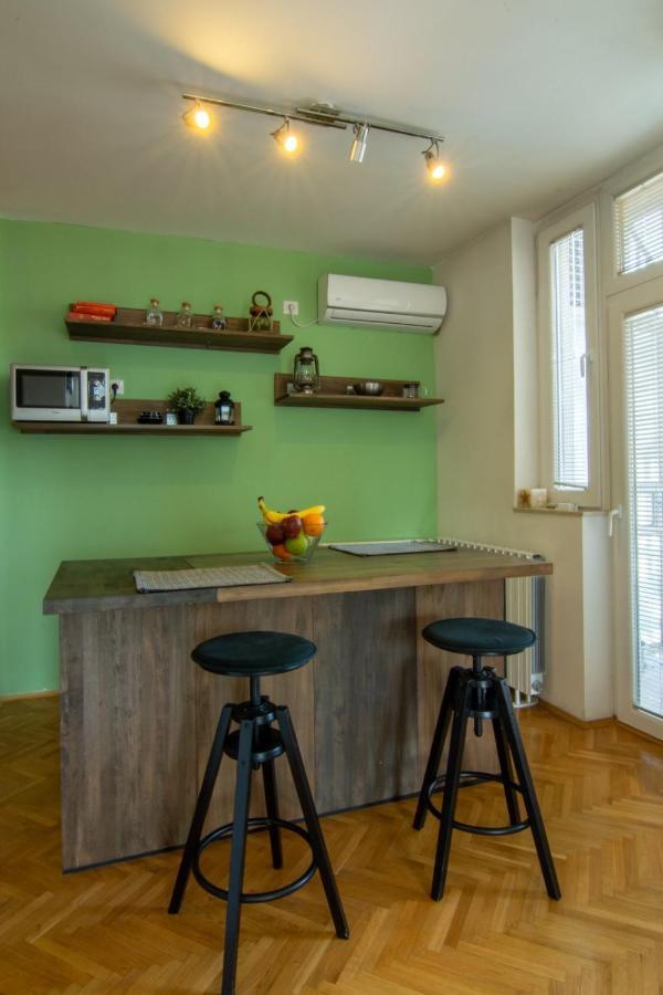 Green Paradise Square Apartment Skopie Exterior foto